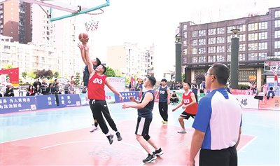 开云体育官网-“匠心独秀・劳动者杯”3V3篮球赛举行|体育比赛|赛事|全民健身|挑战赛|黔南_新浪体育_新浪新闻